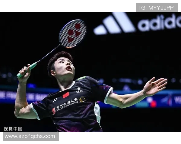 深圳羽毛球队实力揭秘：羽毛球巨献背后的训练与荣耀