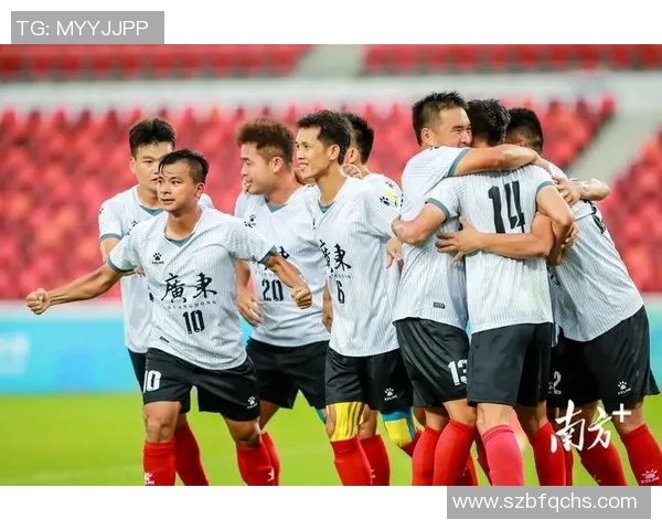 深圳足球队配合变革引发热议探索新战术与团队协作的未来发展之路